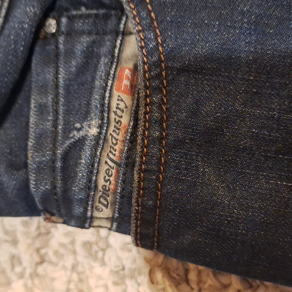 Diesel Jeans 32 "FITS SMALLER" - Picture 6 of 9